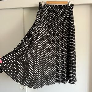 Max Studio Pleated Midi Skirt - Size Large